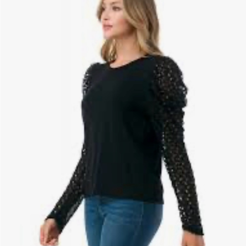 NWT new 🆕 Ariella black lace puff sleeve top large